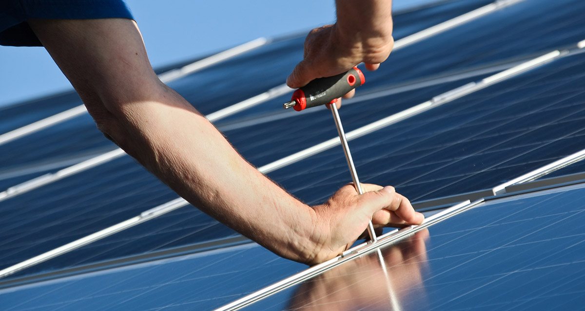 Reparatur Wartung von Photovoltaik Solarthermie Muenchen - Reparatur & Wartung