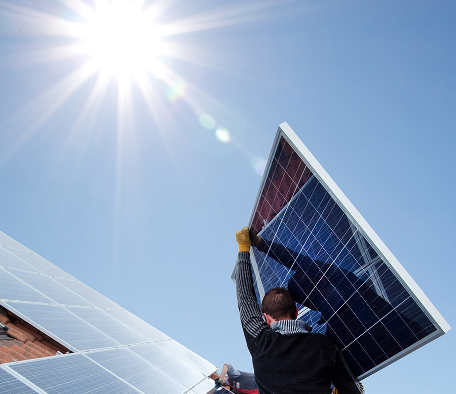 Photovoltaik- & Solaranlagen München ist mein dach geeignet solarenergie muenchen 900x778 1 - Photovoltaik- & Solaranlagen München